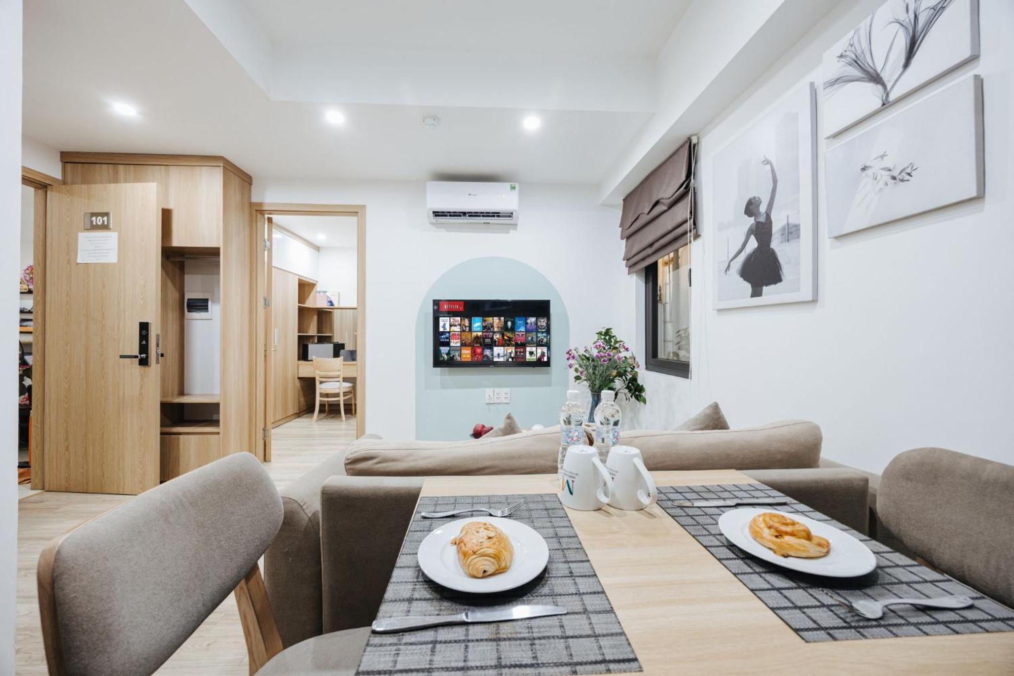 The Euphoria Sophisticated Style - Stay 24H Hanoi Eksteriør bilde